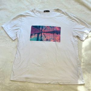 Romwe Graphic T Shirt Size Medium